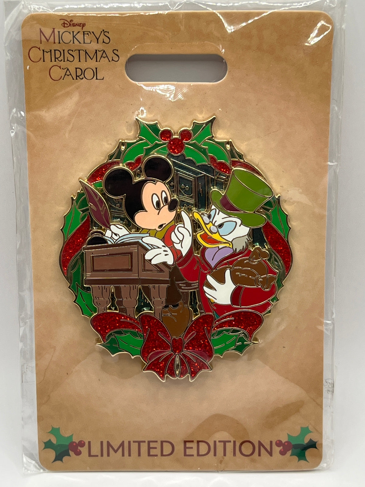 LE 300 WDI Mickey’s Christmas Carol Scrooge & Mickey - S14