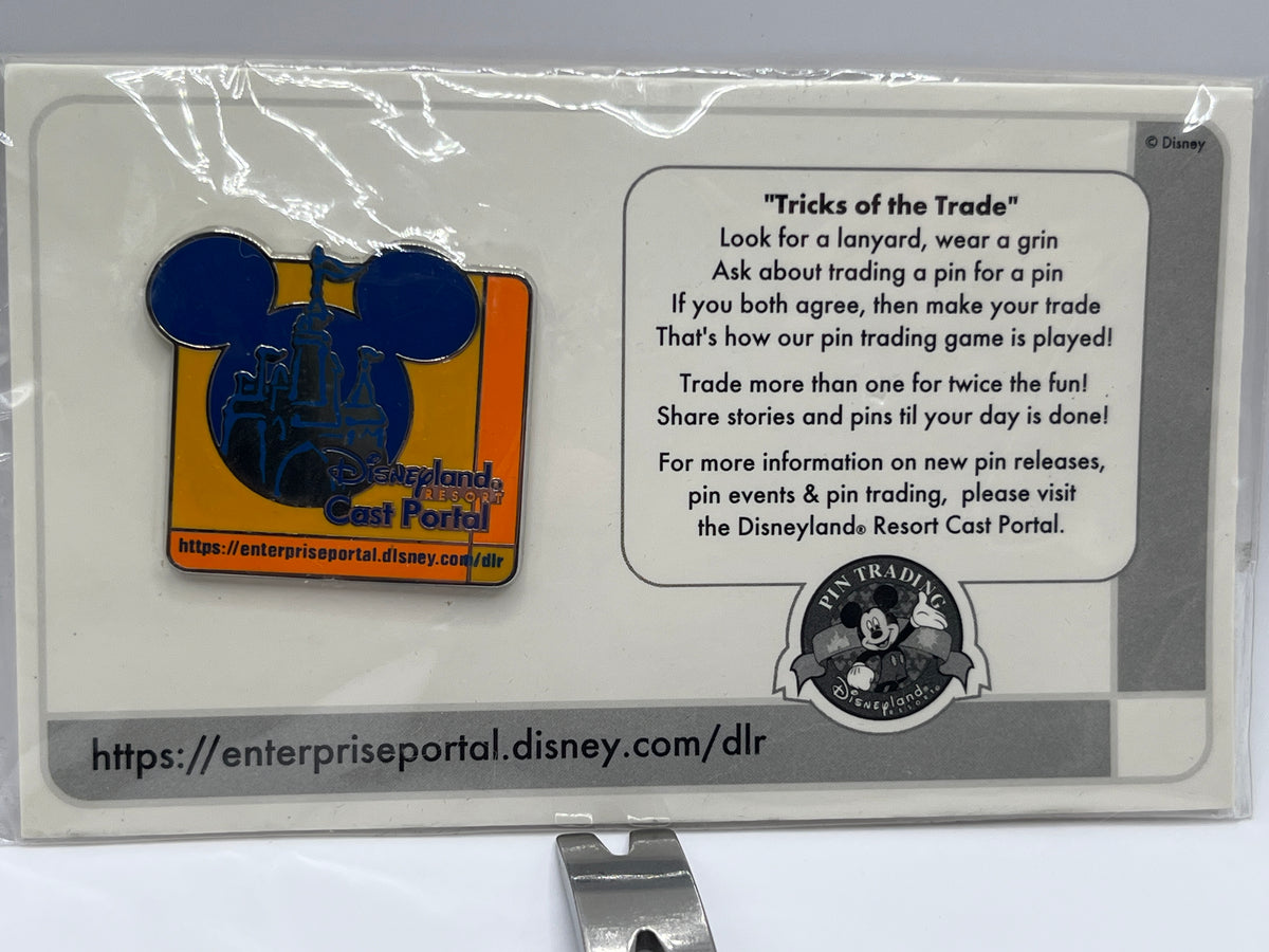 Vintage Cast Exclusive Cast Portal Pin on Original Card - N40