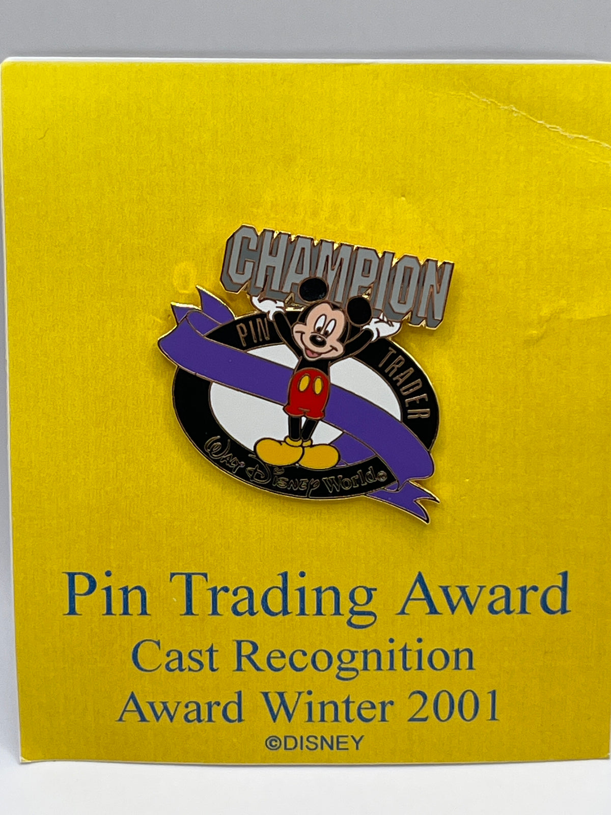Pin Trading Award Cast Recognition WDW Winter 2001 Mickey - K72