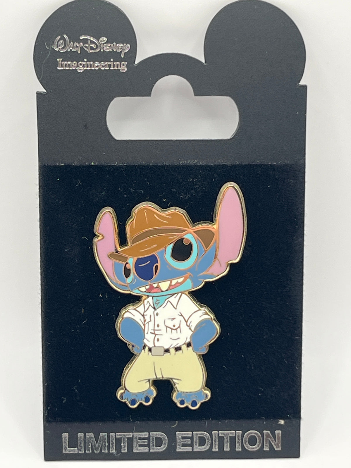 LE 300 WDI Stitch as Indiana Jones - F5