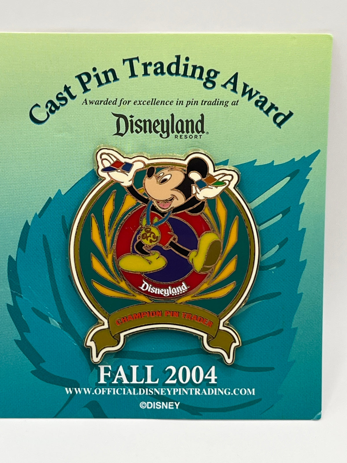 Cast Pin Trading Award DL Fall 2004 Mickey - L105