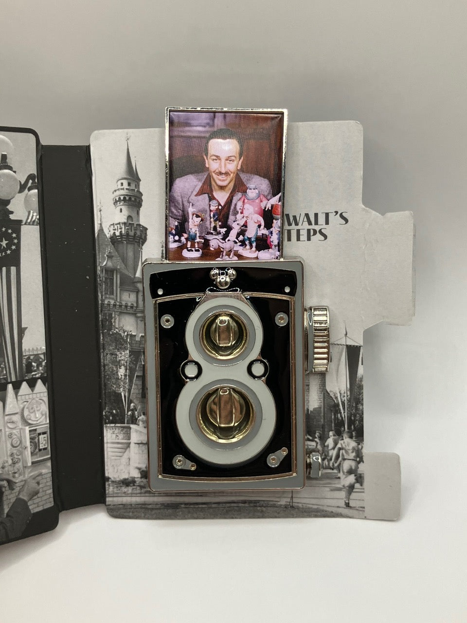 LE 1500 Walt Archives A Walk In Walt's Footsteps Jiminy Cricket Spinner