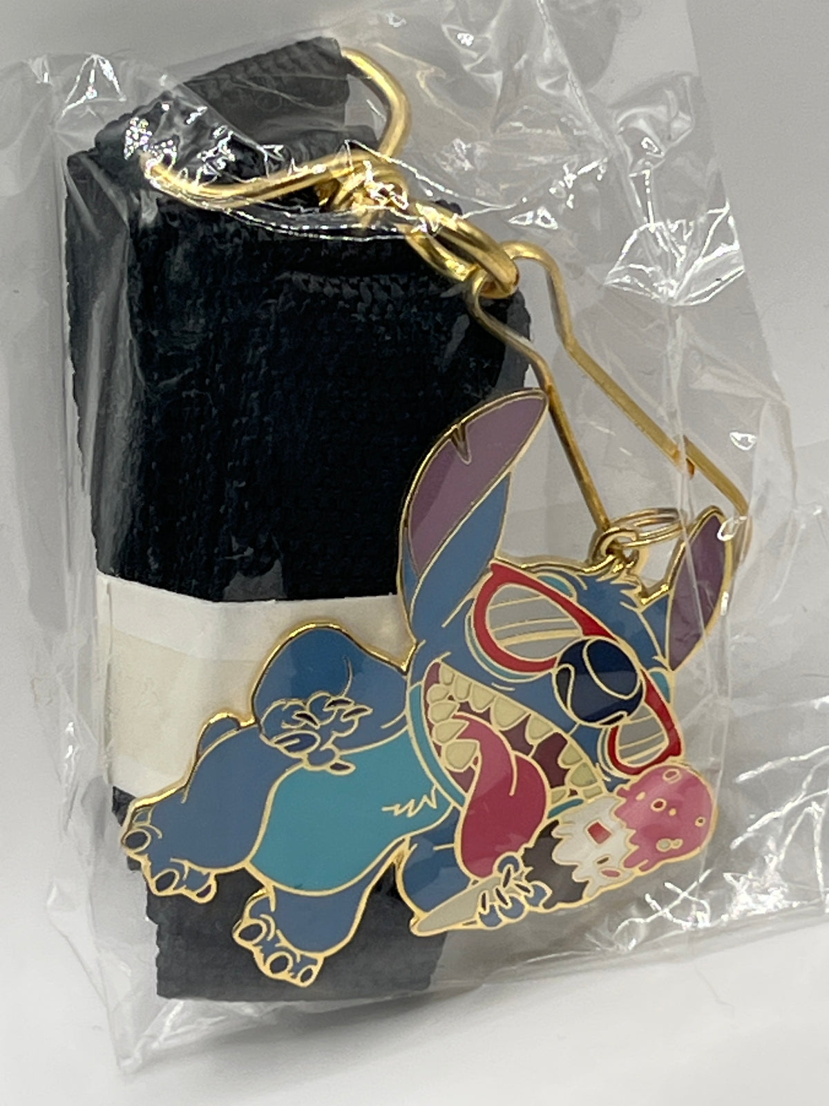 LE 1000 Disney Auctions Stitch Lanyard Medallion - N39