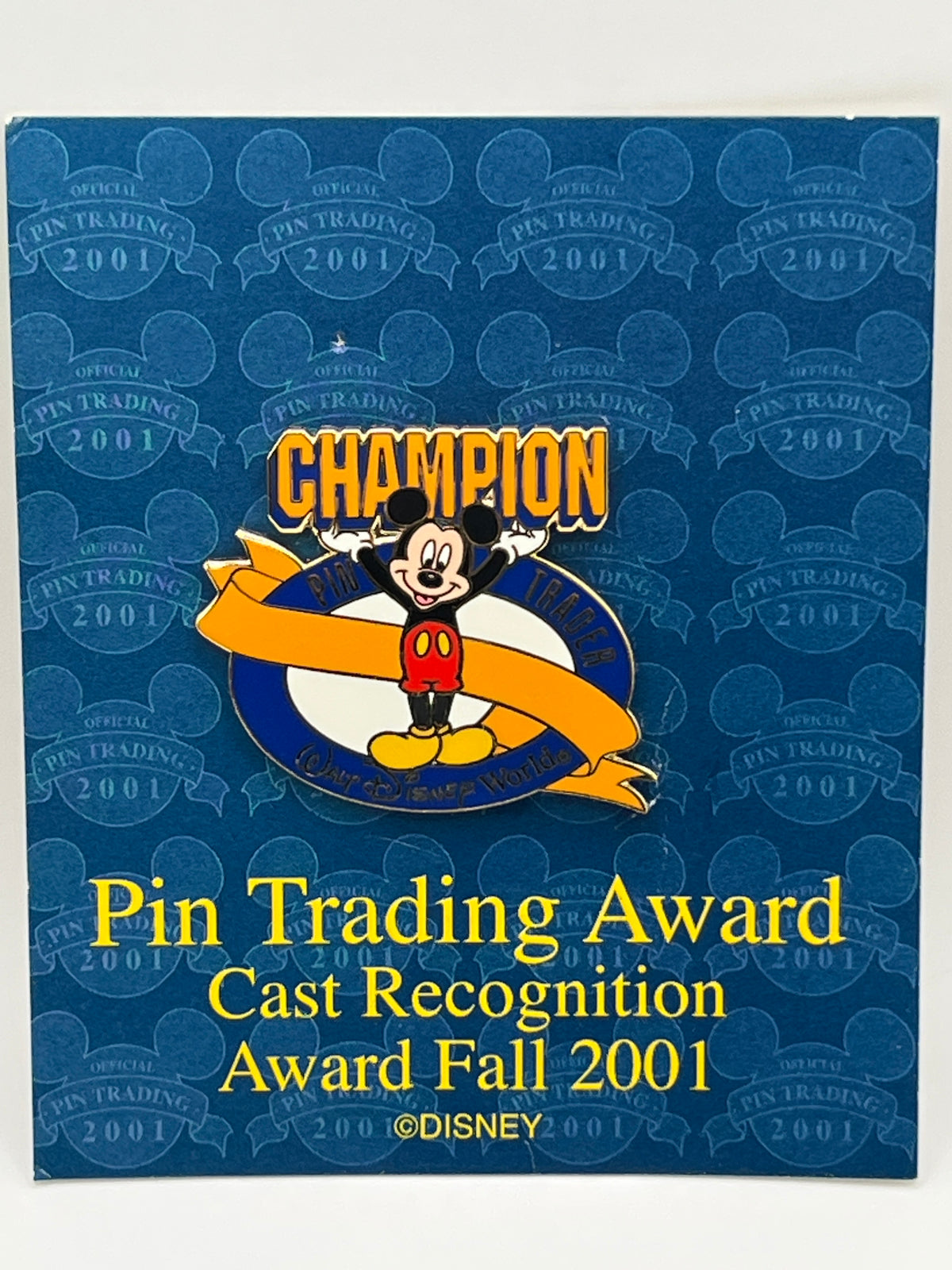 Pin Trading Award Cast Recognition WDW Fall 2001 Mickey - L56