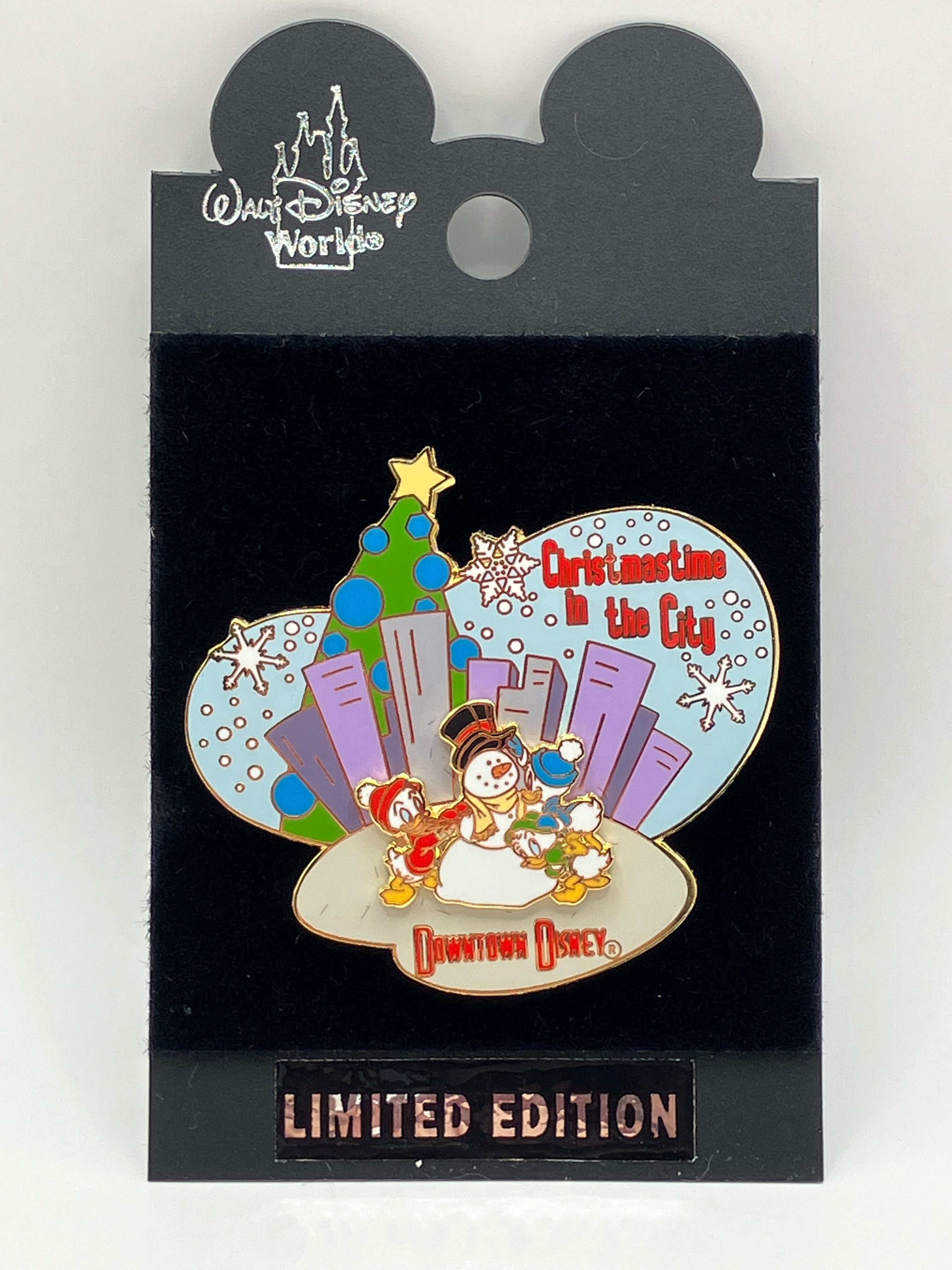 LE 1500 WDW Downtown Disney Christmastime In The City
