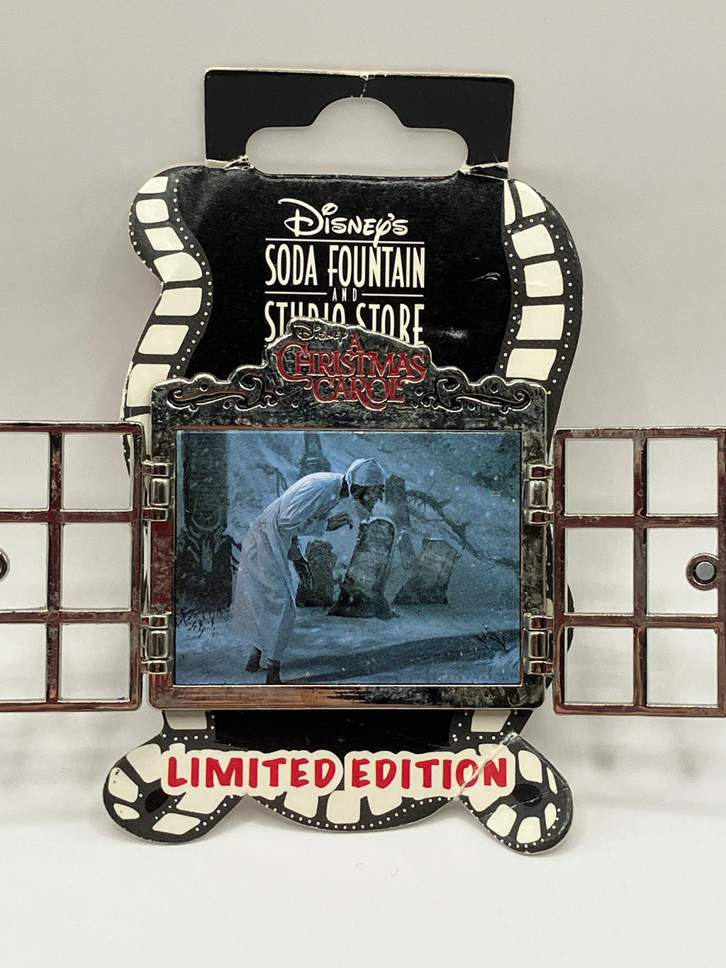 LE 300 Soda Fountain And Studio Store A Christmas Carol