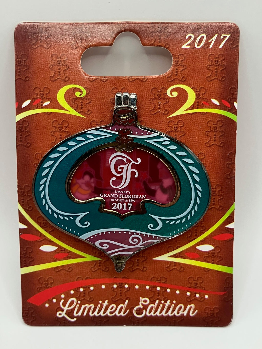 LE 3000 Grand Floridian 2017 Ornament Hinge Pin Penguins